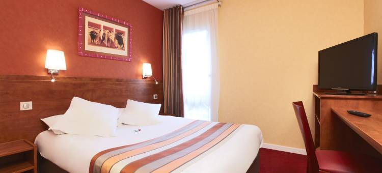 布里特酒店尼姆西部(Brit Hotel Confort Nîmes Ouest - A9 Sortie 25)图片