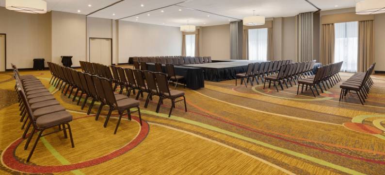 Holiday Inn 圣何塞 - 文娱中心(Holiday Inn SAN JOSE - SILICON VALLEY by IHG)图片