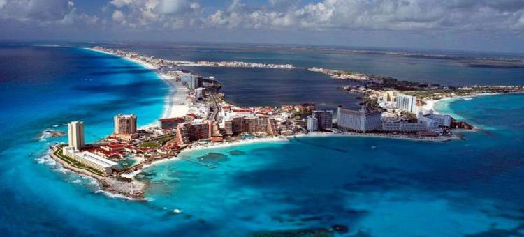 坎昆机场舒适酒店(Comfort Inn Cancún Aeropuerto)图片