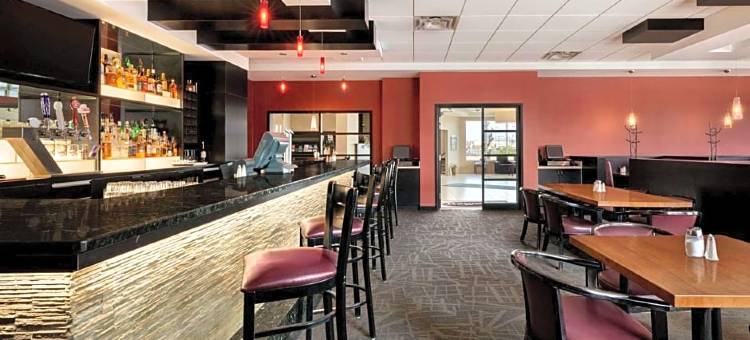 旅馆(韦本TRAVELODGE)(Travelodge Hotel by Wyndham Weyburn)图片