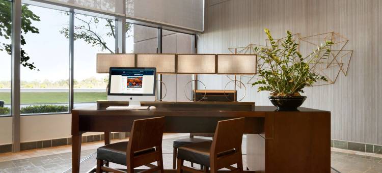 芝加哥橡树溪套房希尔顿酒店(Hilton Chicago/Oak Brook Suites)图片