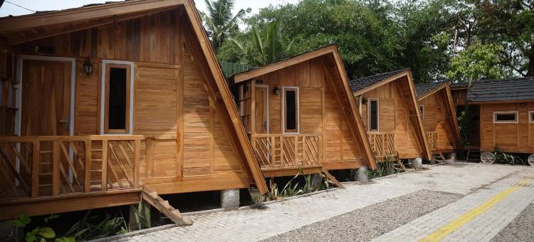 科洛帕克科布曼城市景观别墅酒店(Urbanview Villa Kolopaking Kebumen by RedDoorz)图片