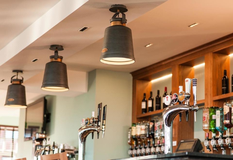 Leonardo Inn Aberdeen Airport Hotel Overview