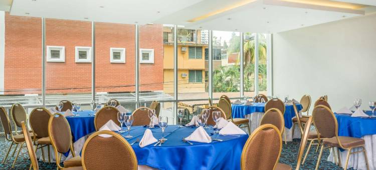 巴拿马城蓬塔帕西菲华美达广场酒店(Ramada Plaza by Wyndham Panama Punta Pacifica)图片