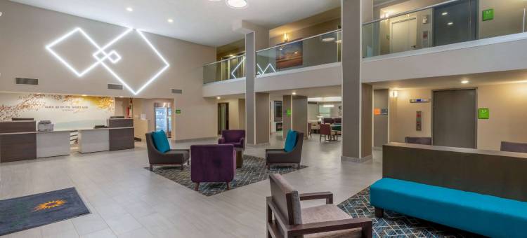 琼斯伯勒拉昆塔温德姆套房酒店(La Quinta Inn & Suites by Wyndham Jonesboro)图片