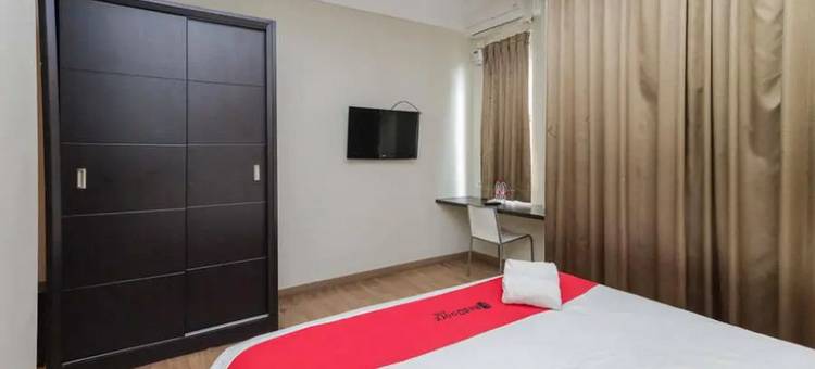 红多兹普拉斯酒店 @ 玛琅河滨(RedDoorz Plus @ Riverside Malang)图片