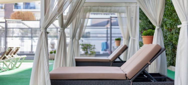 阿莫罗斯酒店(Hotel Amoros)图片