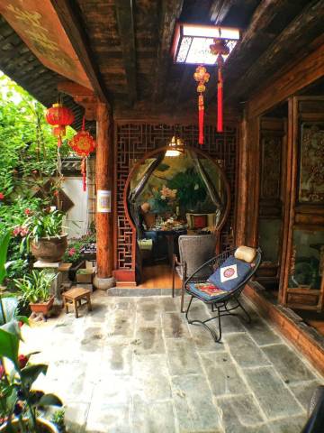 束河古镇德拉姆茶马驿站(仁里路分店)