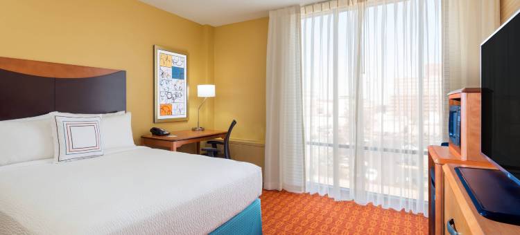 万枫路易斯威尔市中心套房酒店(Fairfield Inn & Suites Louisville Downtown)图片