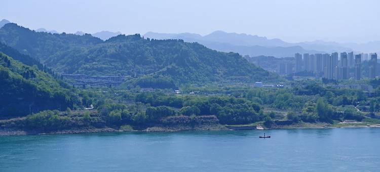 三峡客运港九码头万达中心医院宜昌公寓(夷陵大道分店)图片