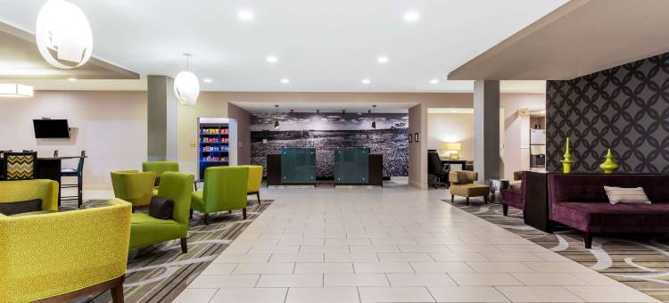 莫纳汉斯拉昆塔温德姆套房酒店(La Quinta Inn & Suites by Wyndham Monahans)图片