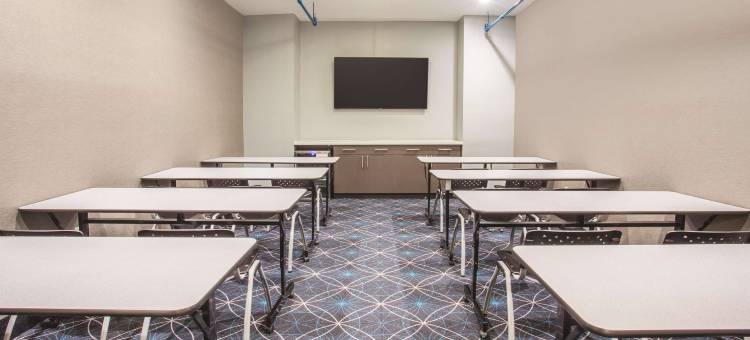 温德姆旗下拉昆塔温德姆酒店套房-内港市中心(La Quinta Inn & Suites by Wyndham Baltimore Downtown)图片