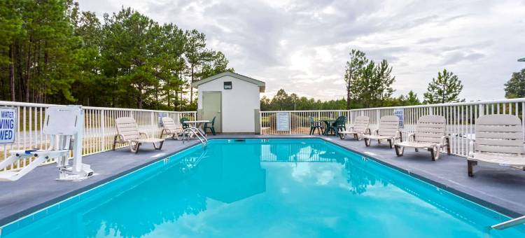 卢戈夫温德姆戴斯酒店(Days Inn by Wyndham Lugoff)图片