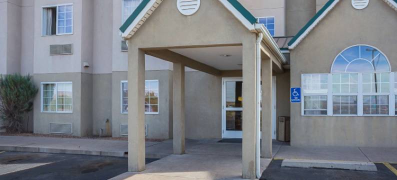 新墨西哥伯纳利欧 6 号汽车旅馆(Motel 6 Bernalillo, NM)图片