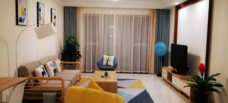 俯瞰全视野高尔夫球场亲海大五房公寓(冠岭路分店)图片