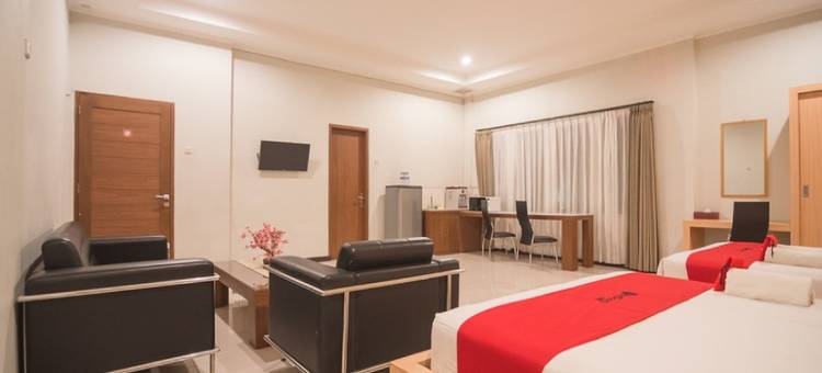 瑞德多兹酒店 @ 赛桑巴朱里阿塔斯(RedDoorz Near Lembang Park & Zoo 2)图片