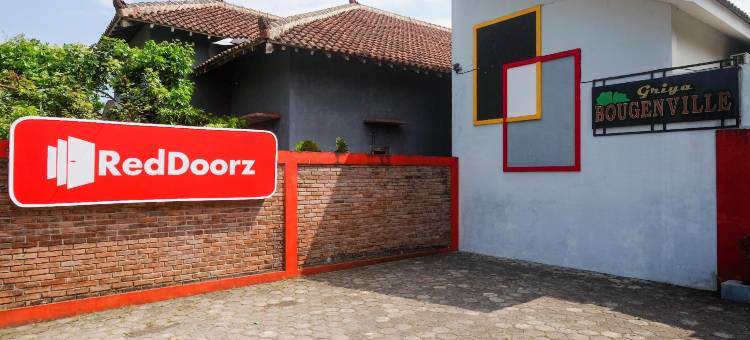 马格朗红多兹格利亚布根维尔(RedDoorz @ Griya Bougenville Magelang)图片