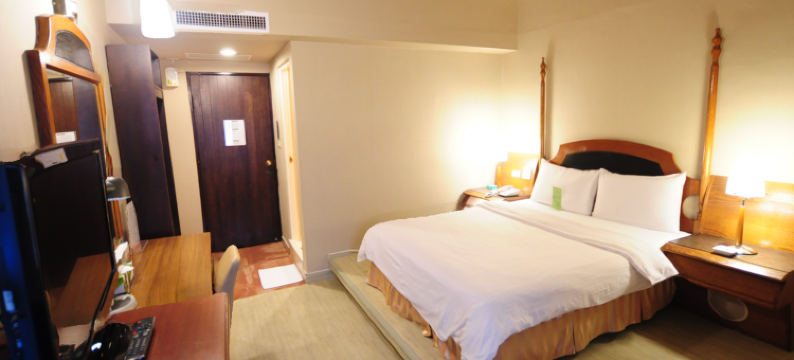 康桥商旅(高雄五甲馆)图片