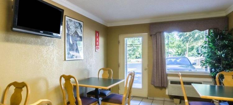 威廉斯堡历史区伊克诺旅馆(Econo Lodge Williamsburg Historic Area)图片