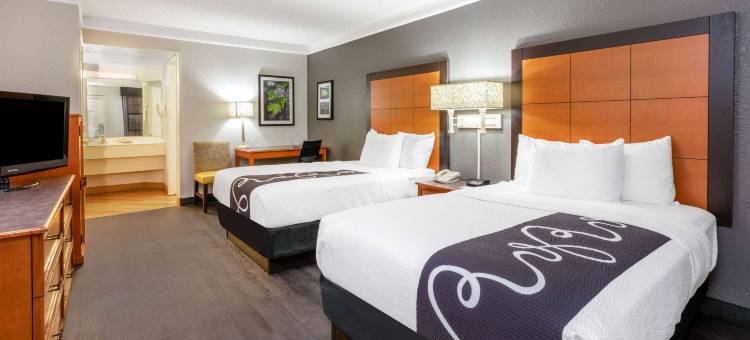 北伍德兰兹温德姆速 8 酒店(Super 8 by Wyndham The Woodlands North)图片