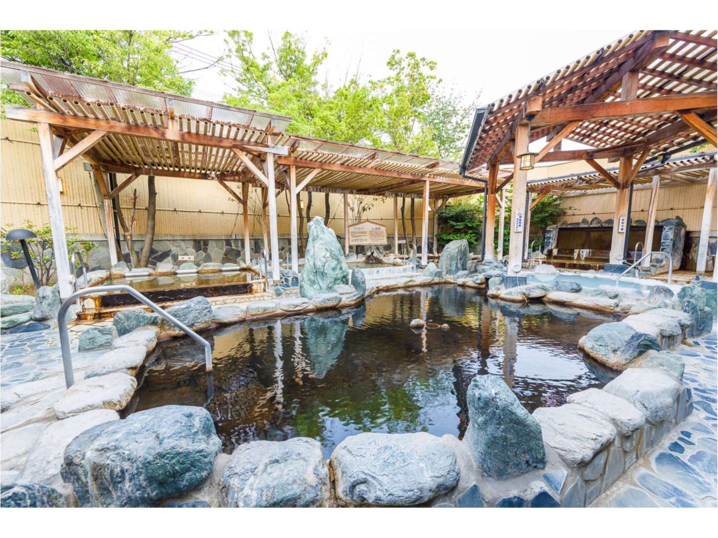 Route Inn Grantia Hanyu Spa Resort Over view