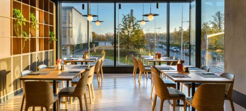 巴塞罗华沙波维斯勒酒店(Barceló Warsaw Powisle)图片