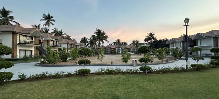 拉迪卡海滩度假村(Radhika Beach Resort)图片