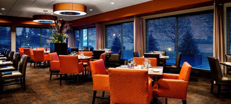 苏圣玛丽湖滨德尔塔酒店(Delta Hotels Sault Ste. Marie Waterfront)图片