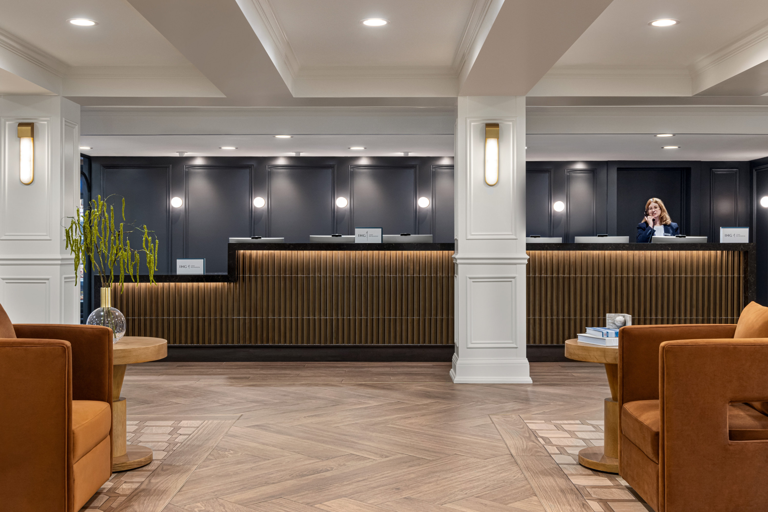 Crowne Plaza LOUISVILLE AIRPORT EXPO CTR by IHG Over view