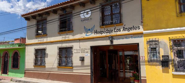 Capital O 洛杉矶圣克里斯托瓦尔德拉斯卡萨斯旅馆(Capital O Hospedaje Los Angeles)图片