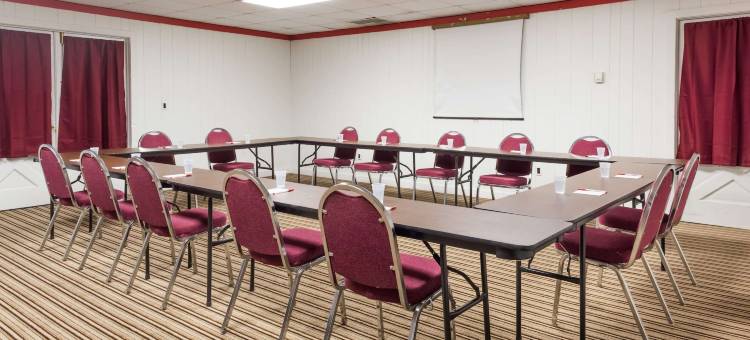 芒特霍姆温德姆华美达酒店(Ramada by Wyndham Mountain Home)图片