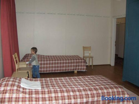 Maaseutumajoitus, Kesti-Iivarin Majatalo