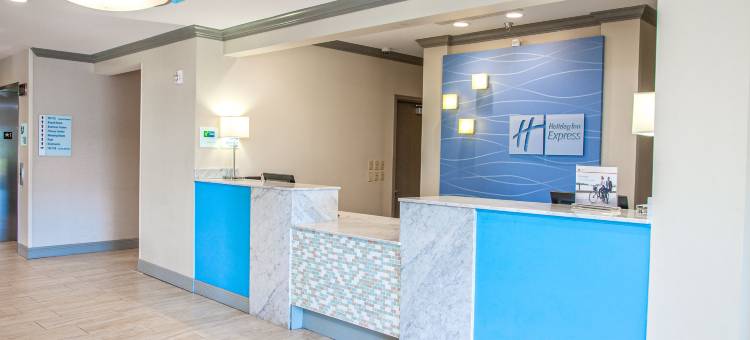 智选假日套房酒店布鲁克海文国家实验室(Holiday Inn Express & Suites BROOKHAVEN by IHG)图片