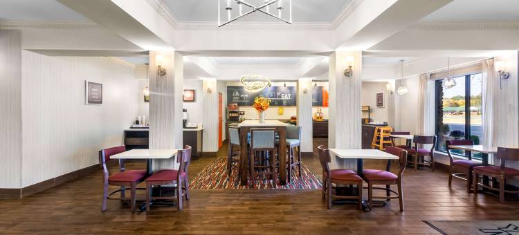 希尔顿欢朋酒店-马里昂(Hampton Inn Marion)图片