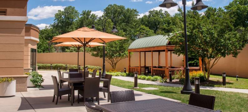 米德堡BWI商业区万怡酒店(Courtyard Fort Meade BWI Business District)图片