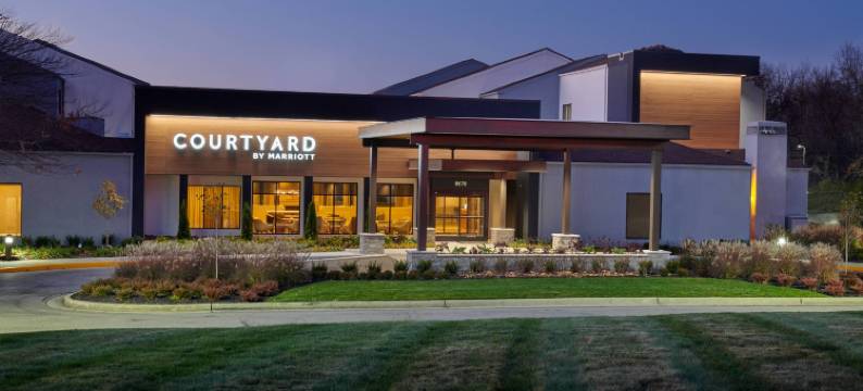 印第安纳波利斯卡斯尔顿万怡酒店(Courtyard Indianapolis Castleton)图片