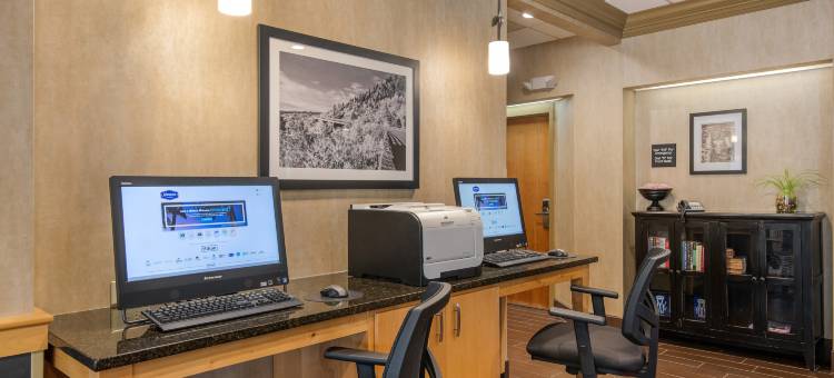 希尔顿欢朋酒店-威尔克斯伯勒(Hampton Inn Wilkesboro)图片