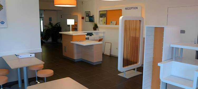 南纳博讷宜必思快捷酒店(Ibis Budget Narbonne Sud A9/A61)图片