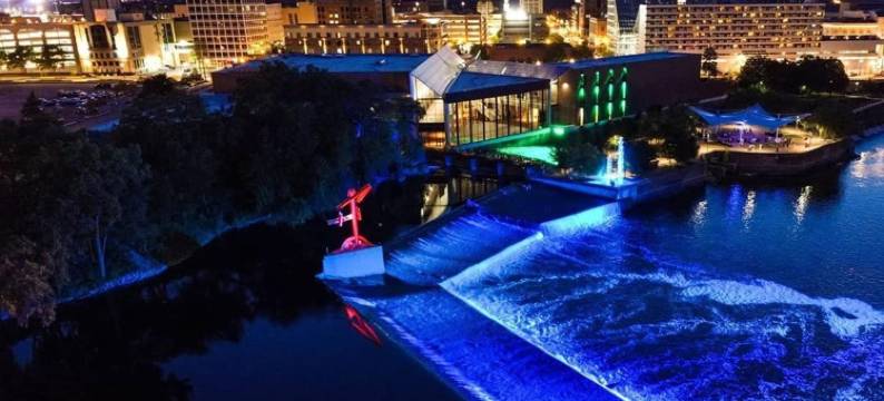 步行10分钟至ND体育场1820(10 min Walk to ND Stadium 1820)图片