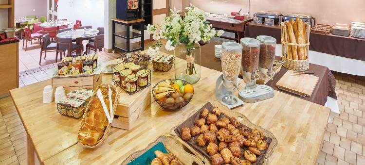 拉瓦尔城堡蓝色区域俱乐部度假村(Club Vacances Bleues Domaine de Château Laval)图片