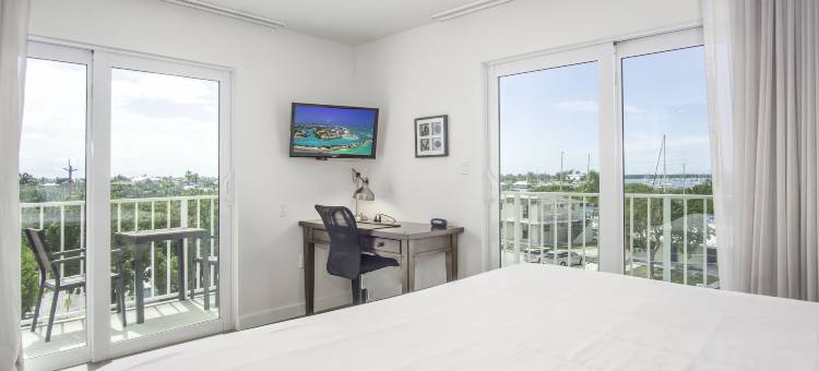 鲣鱼海滨度假村(Skipjack Resort & Marina)图片