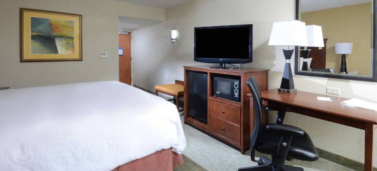 莱利/都林机场欢朋酒店(Hampton Inn Raleigh/Durham-Airport)图片