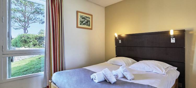 滨海科勒维尔 - 奥马哈海滩贝兰布拉俱乐部法义公寓式酒店(Belambra Clubs Colleville-Sur-Mer - Omaha Beach)图片