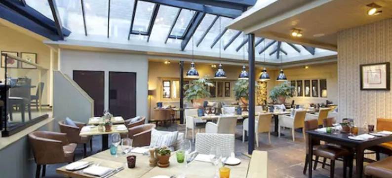 布罗德韦酒店(The Broadway Hotel)图片