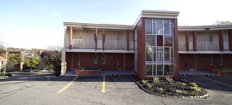 波士顿酒店(The Boston Hotel)图片