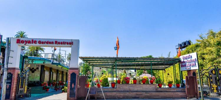 Fabhotel皇家花园度假村(FabHotel Resort Royal Garden Retreat)图片