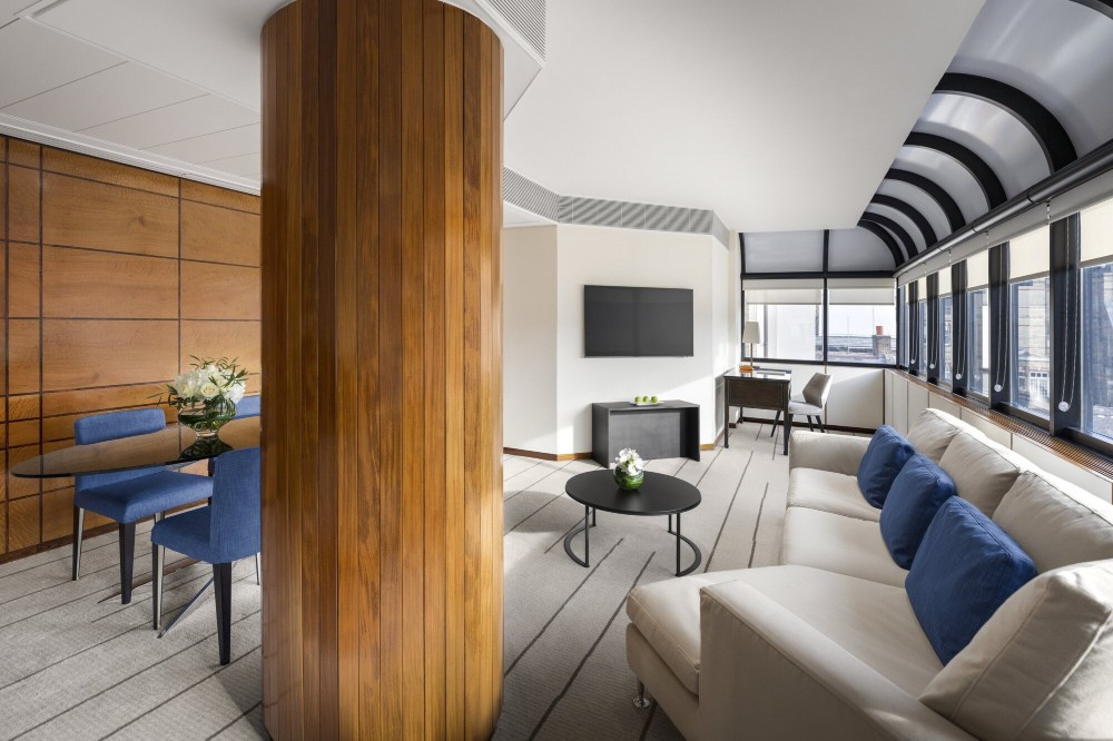 Como the Halkin Hotel Overview