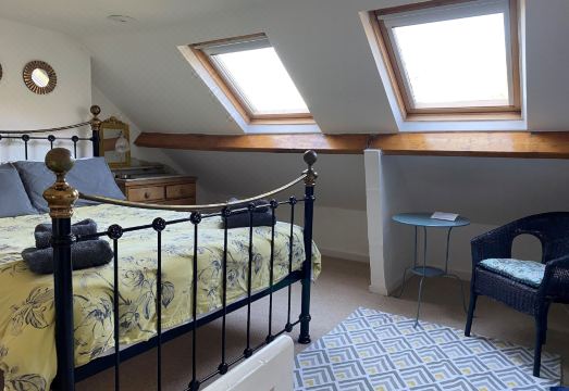 Demeter Cottage Hotel Overview