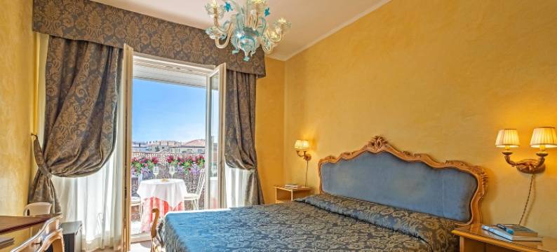 里格尔酒店(Hotel Rigel)图片