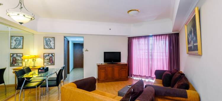Sudirman Tower公寓的豪华3Br(Luxury 3Br Apartment at Sudirman Tower Condominium)图片